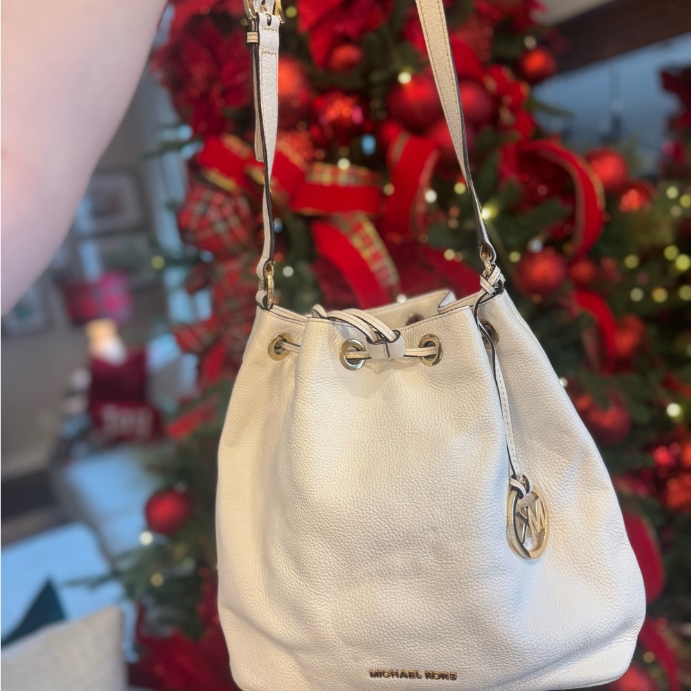 Michael Kors White Leather Shoulder Bag